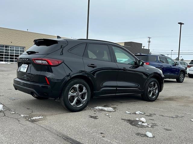 Used 2024 Ford Escape ST-Line image 8