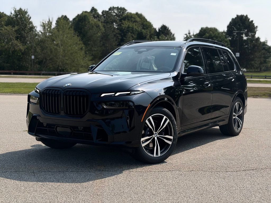 New 2027 BMW X7 xDrive40i w/ M Sport Package AWD/4WD image 1