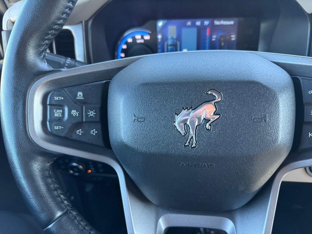 Used 2023 Ford Bronco Wildtrak image 26