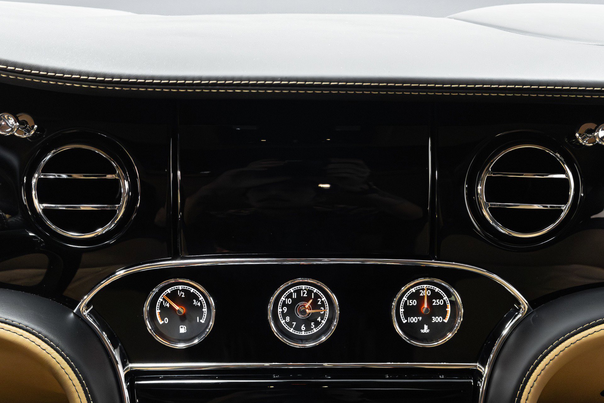 Used 2016 Bentley Mulsanne Speed image 37