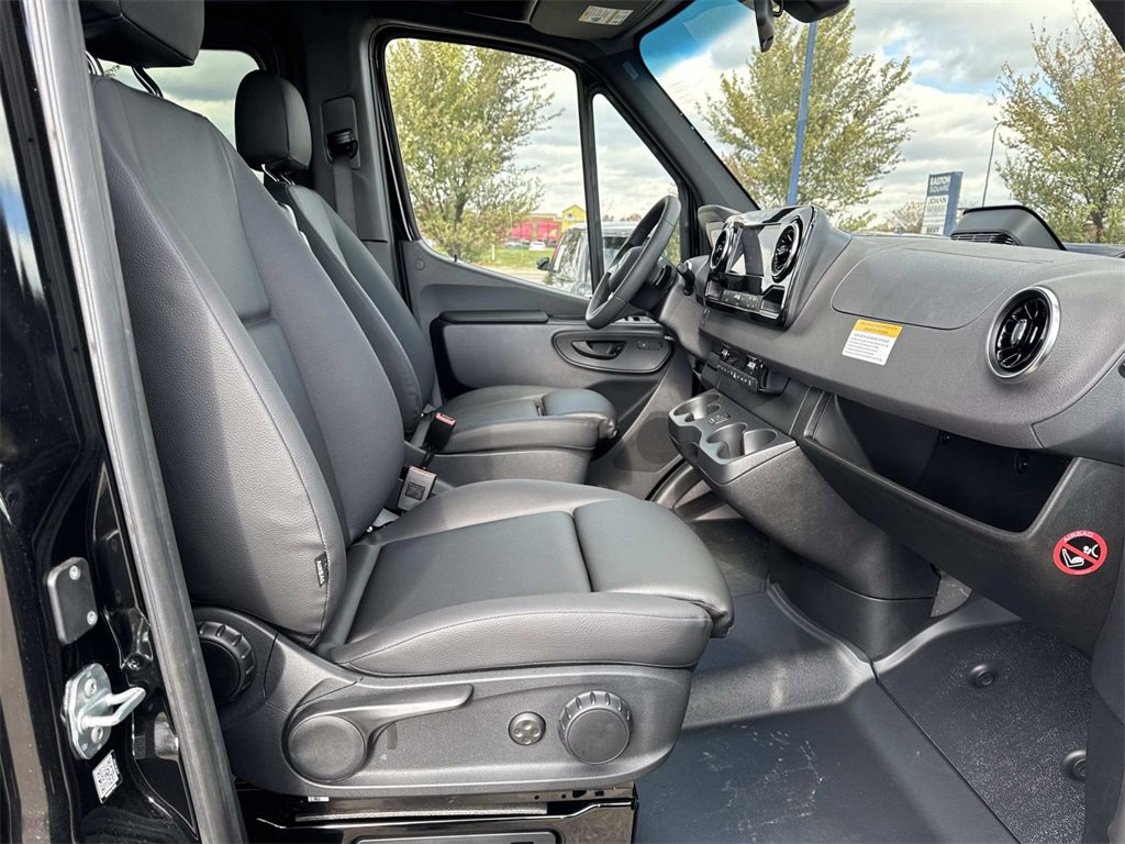 New 2026 Mercedes-Benz Sprinter 2500 image 10