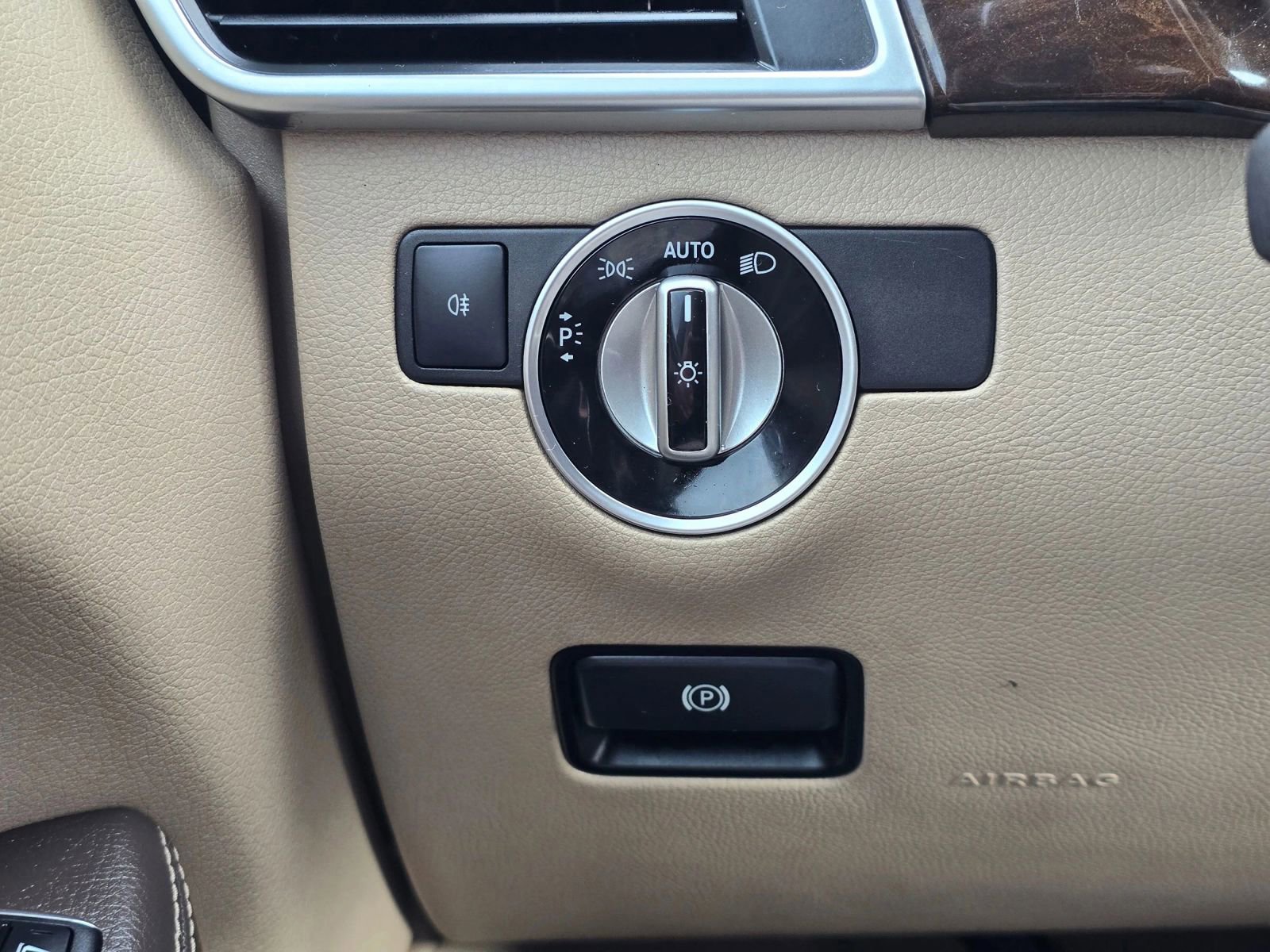 Used 2015 Mercedes-Benz ML 350 4MATIC image 24