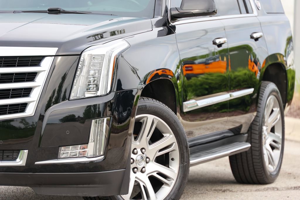 Used 2015 Cadillac Escalade Luxury RWD image 18