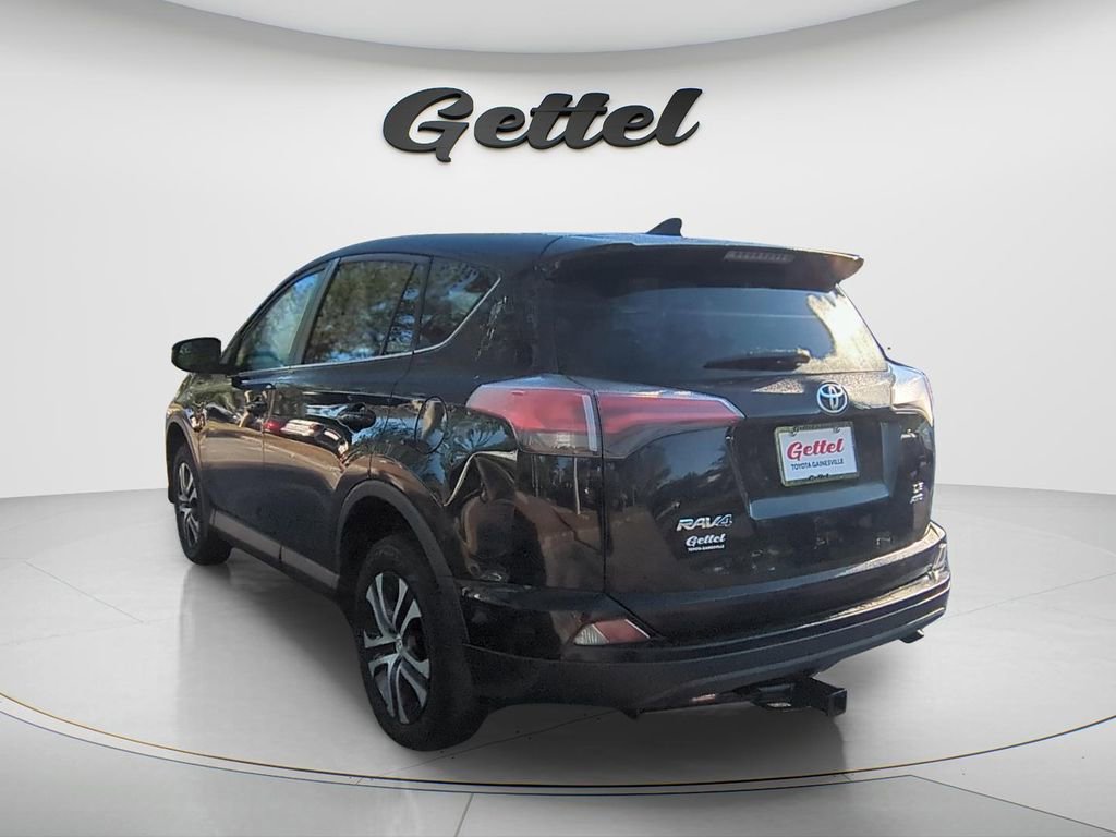 Used 2018 Toyota RAV4 LE w/ All Weather Liner Package AWD/4WD image 7