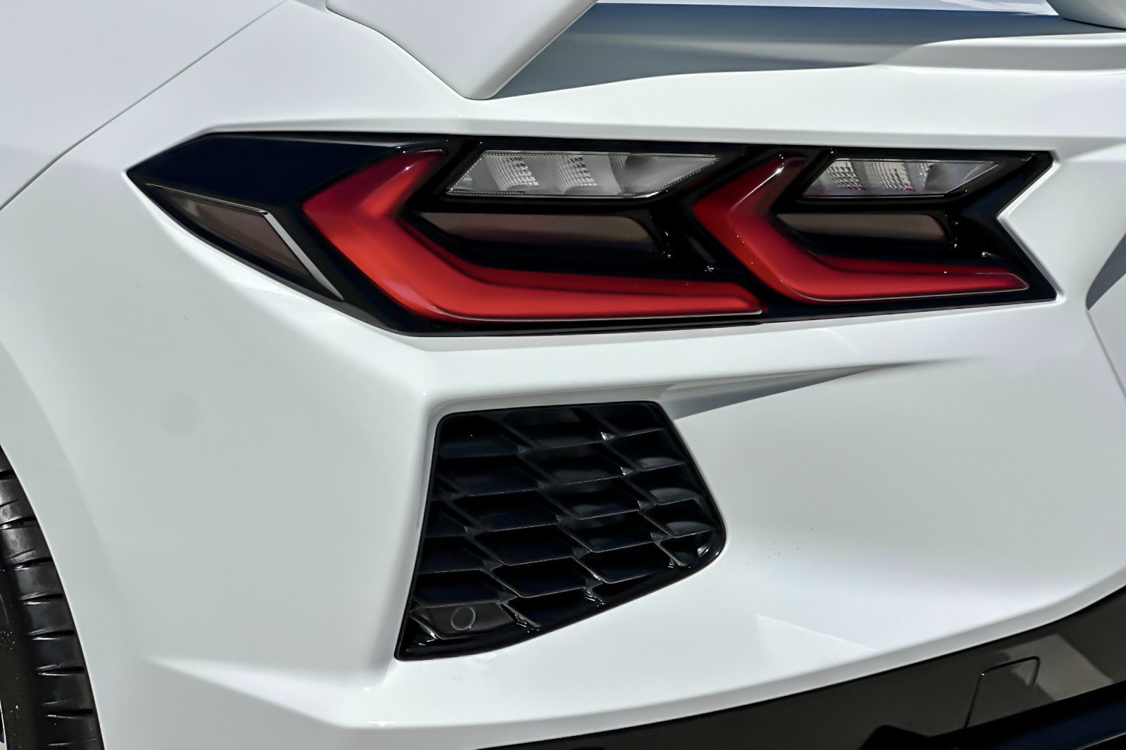 Used 2024 Chevrolet Corvette Stingray Preferred Cpe w/ Z51 Performance Package image 23