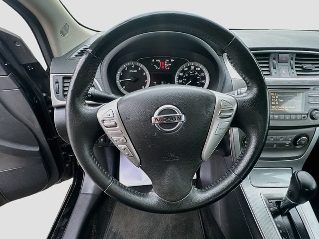 Used 2014 Nissan Sentra SR w/ SR Driver Package FWD image 12