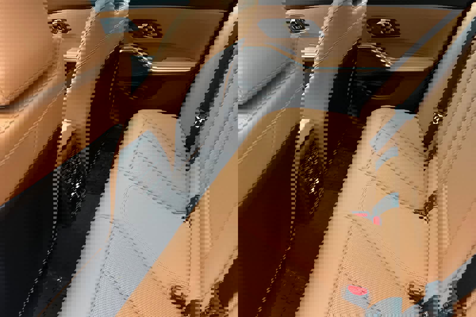 Used 2024 BMW M340i xDrive image 4