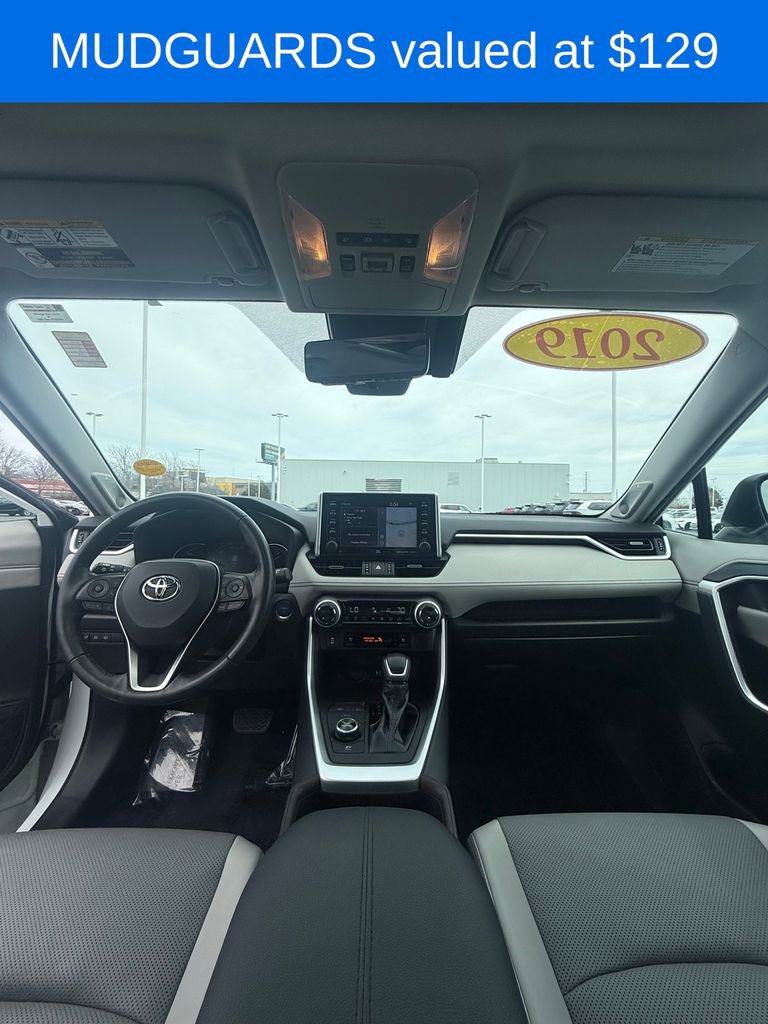 Used 2019 Toyota RAV4 Limited w/ Limited Grade Weather Package AWD/4WD image 9