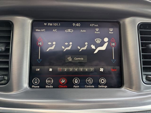 Used 2020 Dodge Charger SXT w/ Blacktop Package image 20