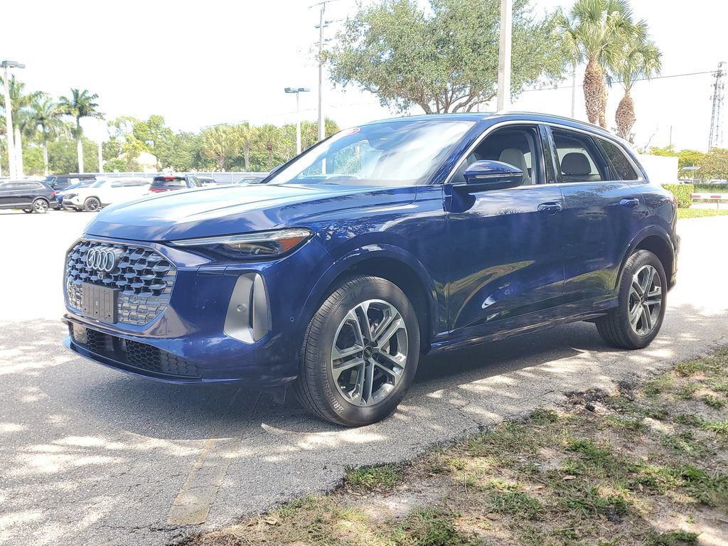 Certified 2025 Audi Q5 Premium w/ Premium Plus AWD/4WD image 8