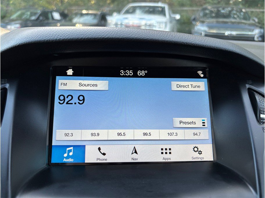 Used 2018 Ford Focus SEL FWD image 21