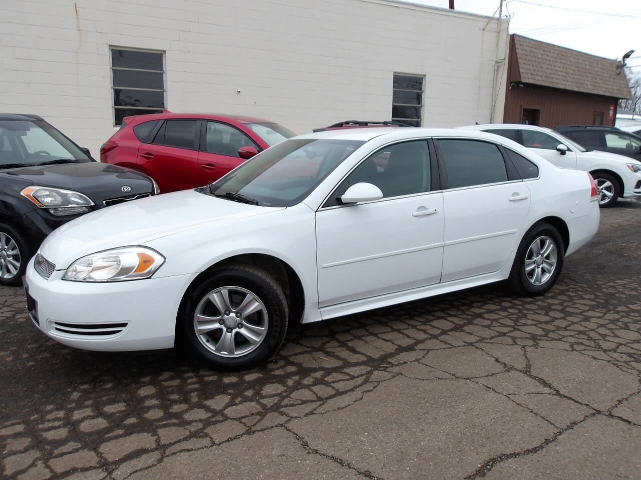 Used 2014 Chevrolet Impala Limited LS image 2