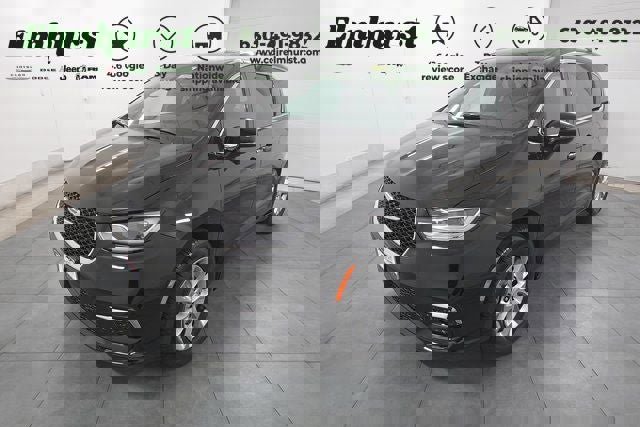 New 2026 Chrysler Pacifica Select