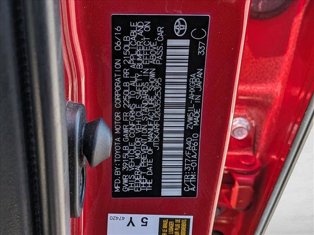 Used 2016 Toyota Prius Three FWD image 25