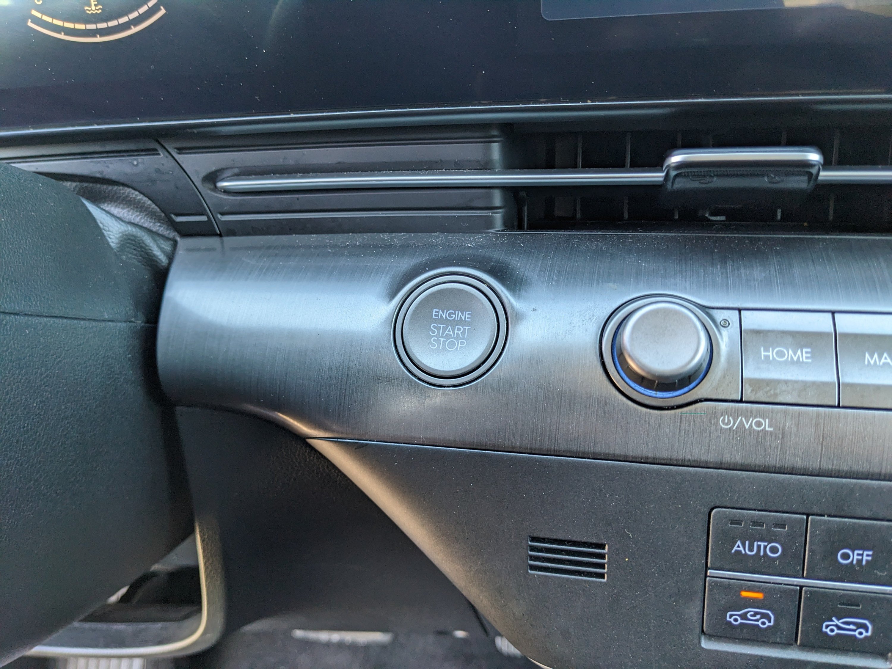 Used 2024 Hyundai Kona SEL FWD image 27