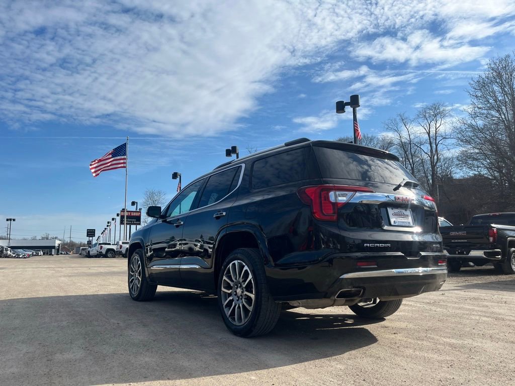 Used 2023 GMC Acadia Denali w/ Trailering Package image 8