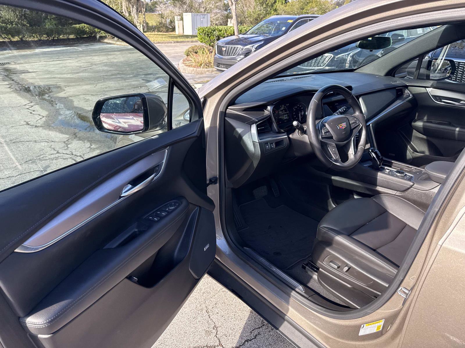 Used 2023 Cadillac XT5 Luxury image 19