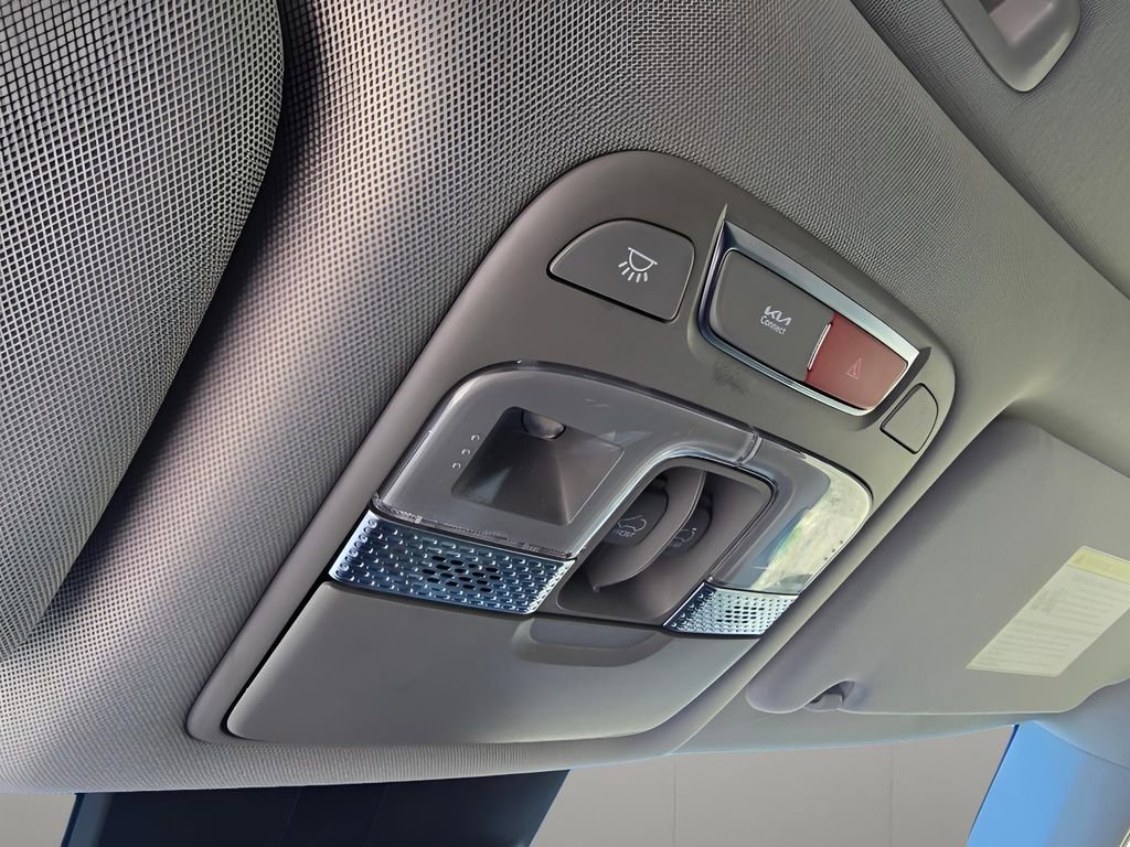 Used 2024 Kia Telluride SX w/ Towing Package image 18