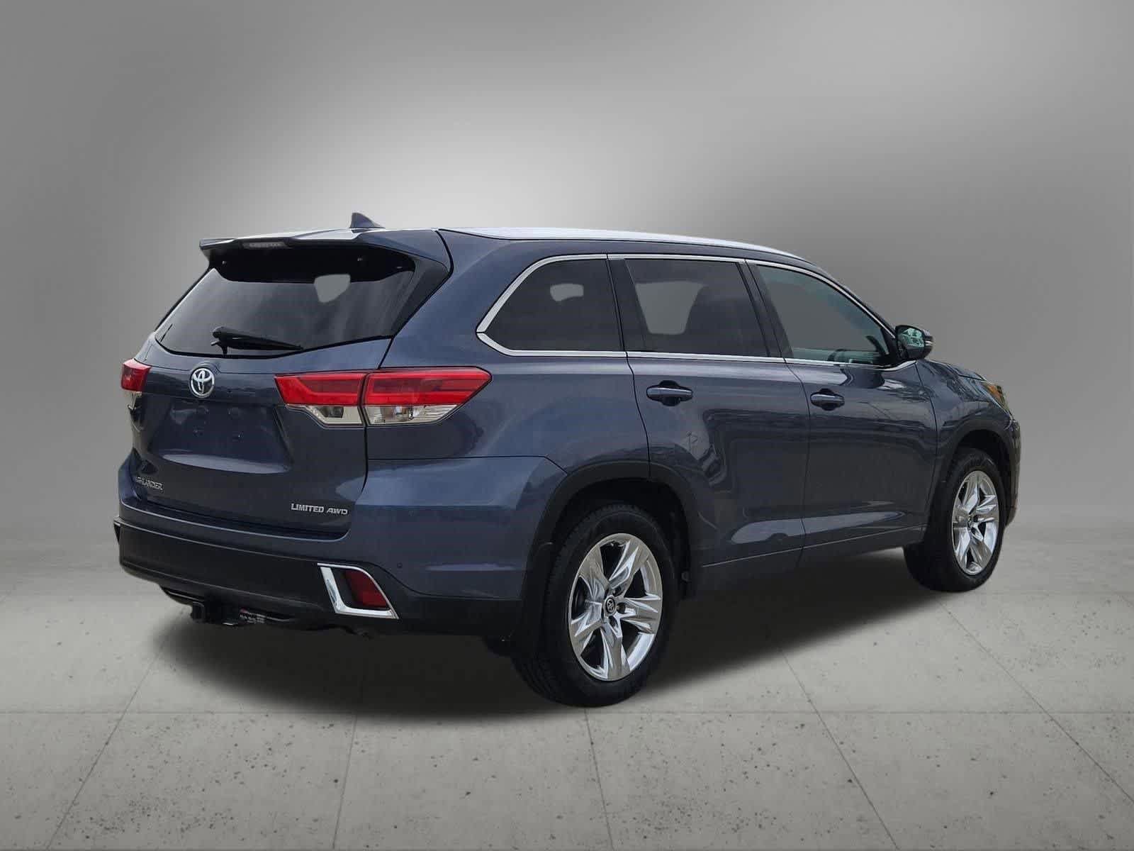 Used 2019 Toyota Highlander Limited AWD/4WD image 6