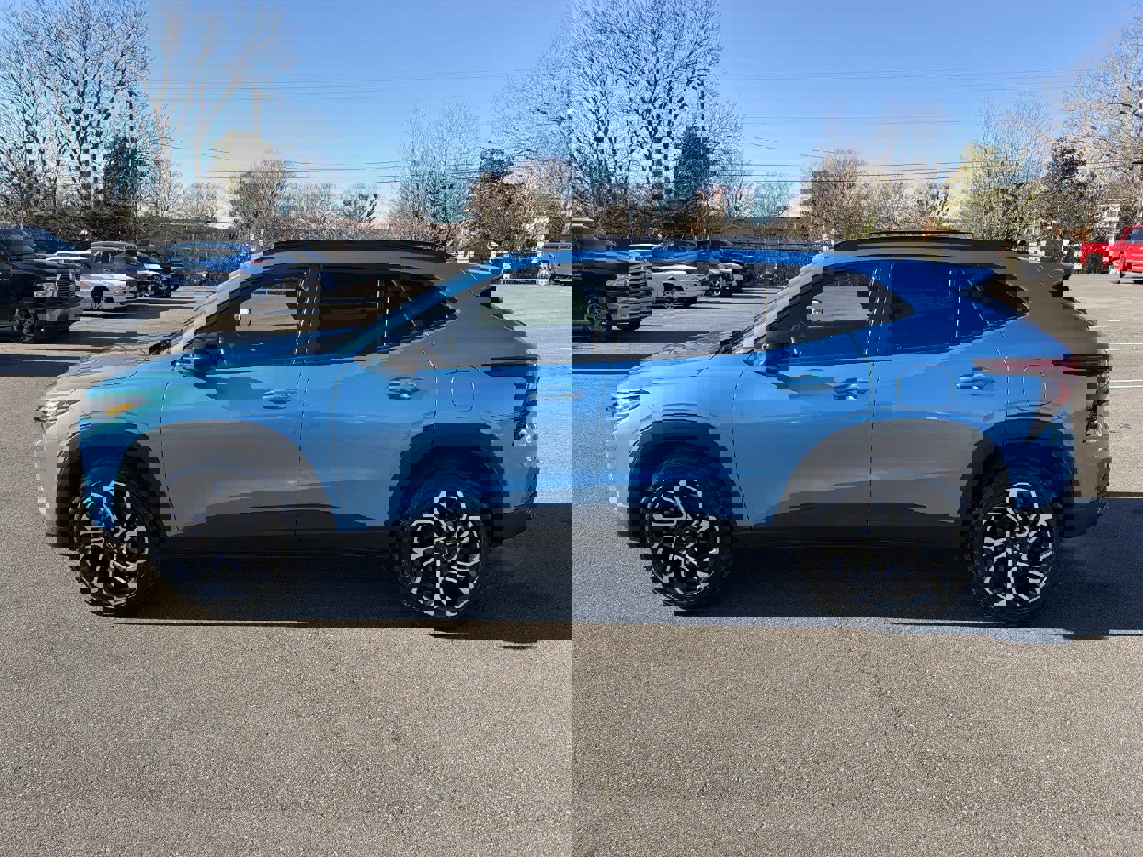 Certified 2025 Chevrolet Trax RS w/ Driver Confidence Package image 16