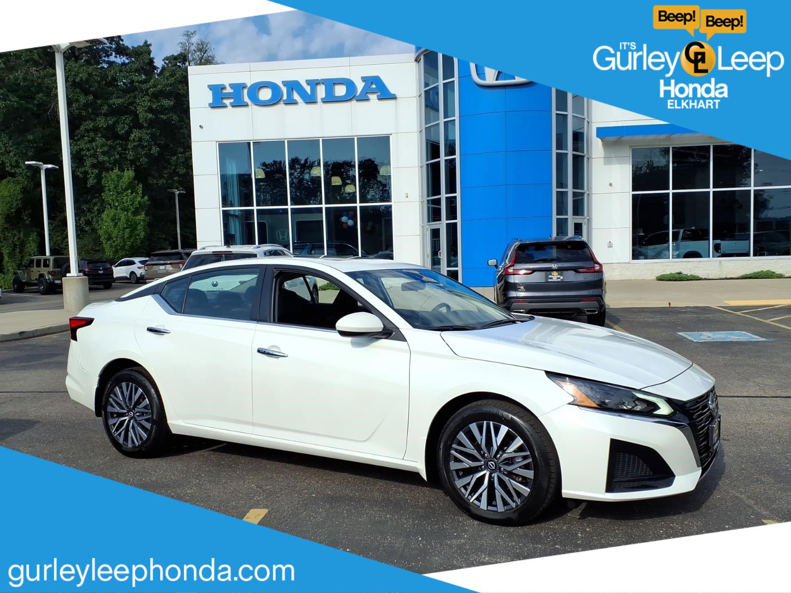 Used 2023 Nissan Altima 2.5 SV w/ SV Premium Package