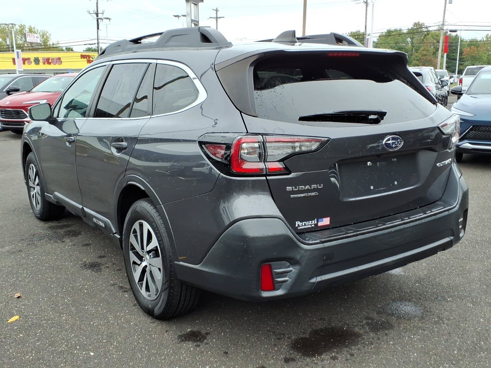 Used 2020 Subaru Outback Premium w/ Popular Package #1 AWD/4WD image 6