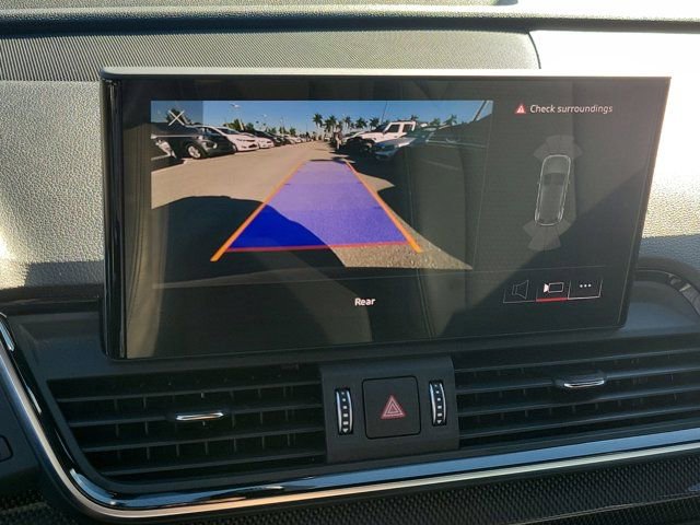 Used 2022 Audi SQ5 Premium image 29