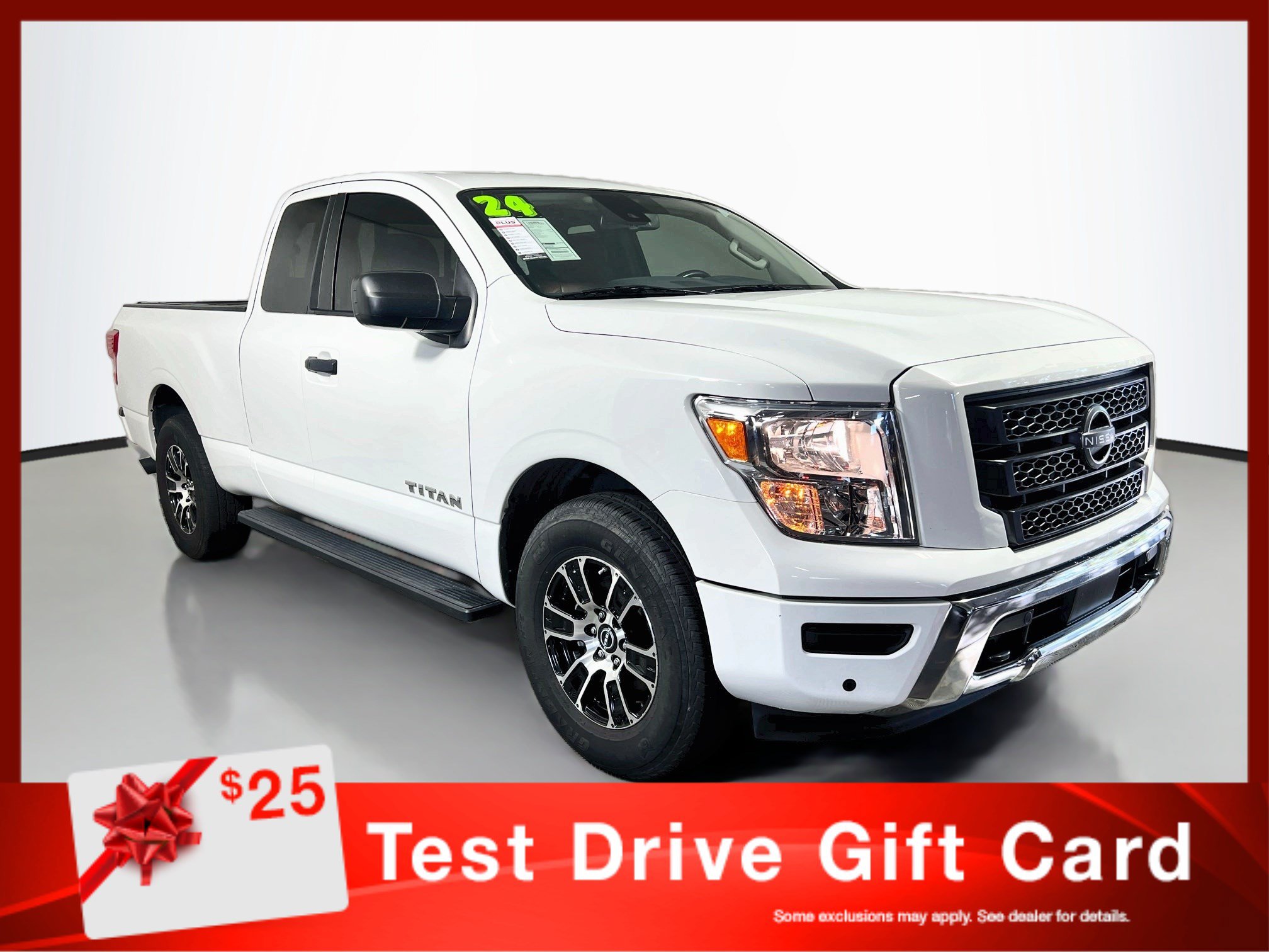 Used 2024 Nissan Titan SV AWD/4WD image 1
