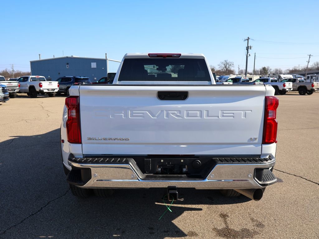 Certified 2025 Chevrolet Silverado 3500 LT w/ Safety Package image 4