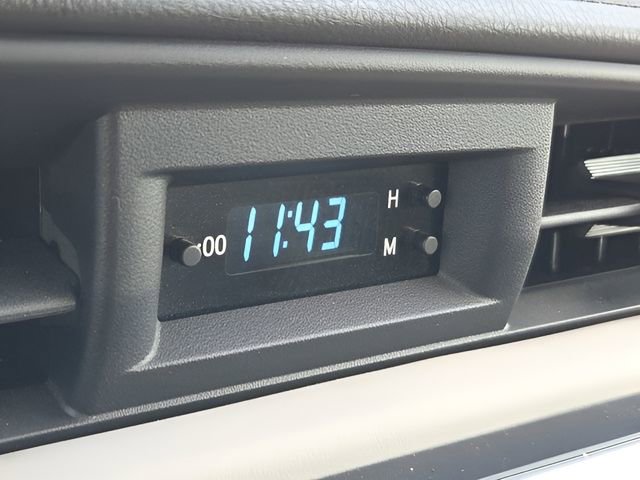 Used 2017 Toyota Corolla L image 31