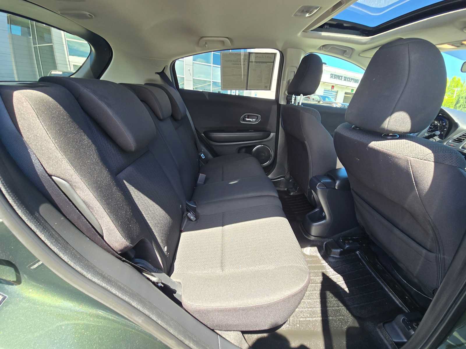 Used 2018 Honda HR-V EX image 12
