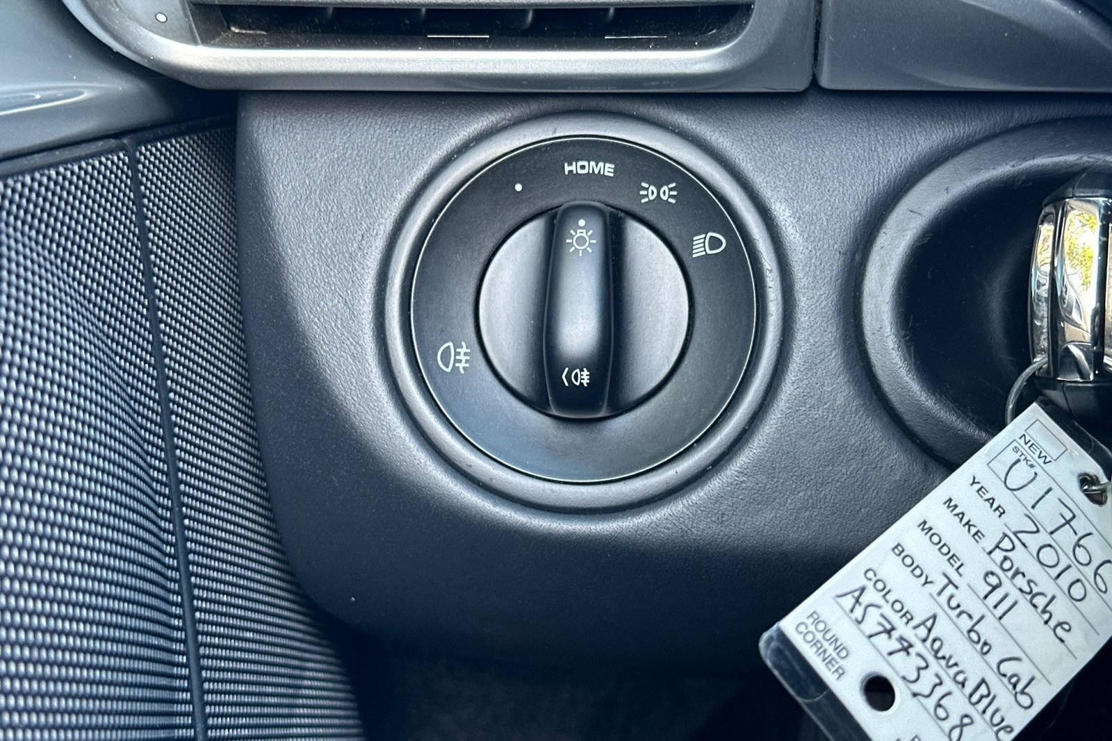 Used 2010 Porsche 911 Turbo image 33