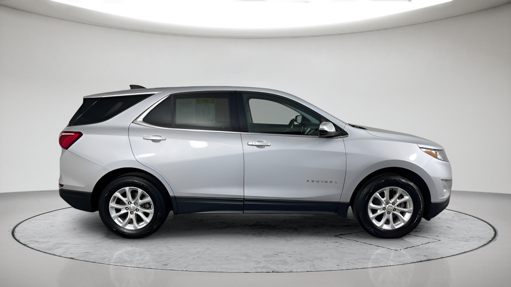 Used 2018 Chevrolet Equinox LT AWD/4WD image 2