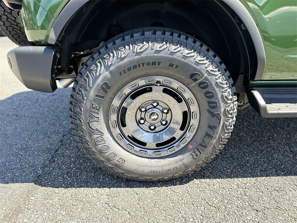 New 2025 Ford Bronco Outer Banks w/ Sasquatch Package image 14