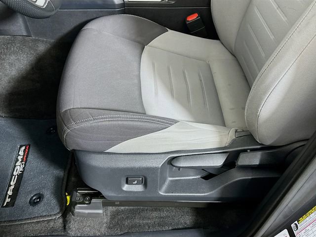 Used 2024 Toyota Tacoma TRD Off-Road image 20