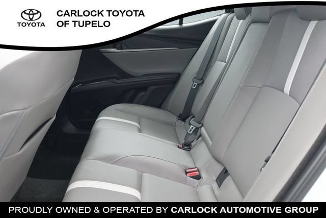 Used 2026 Toyota Camry SE FWD image 19
