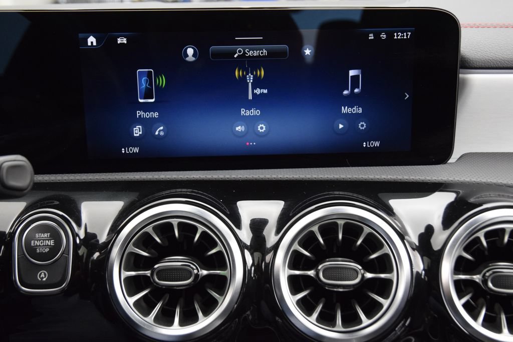 Certified 2024 Mercedes-Benz CLA 250 image 27