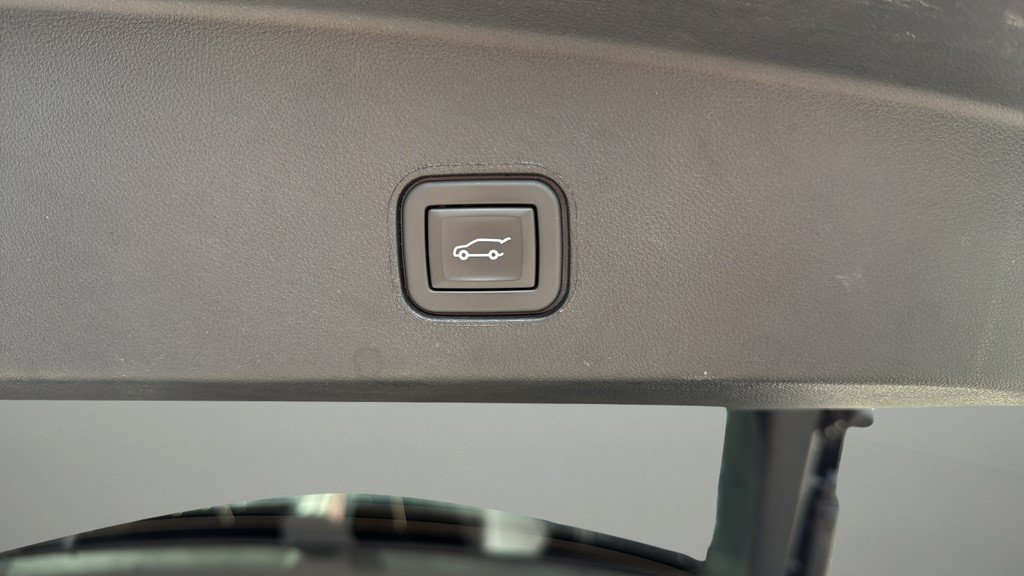 Certified 2024 Cadillac Lyriq Sport AWD/4WD image 24