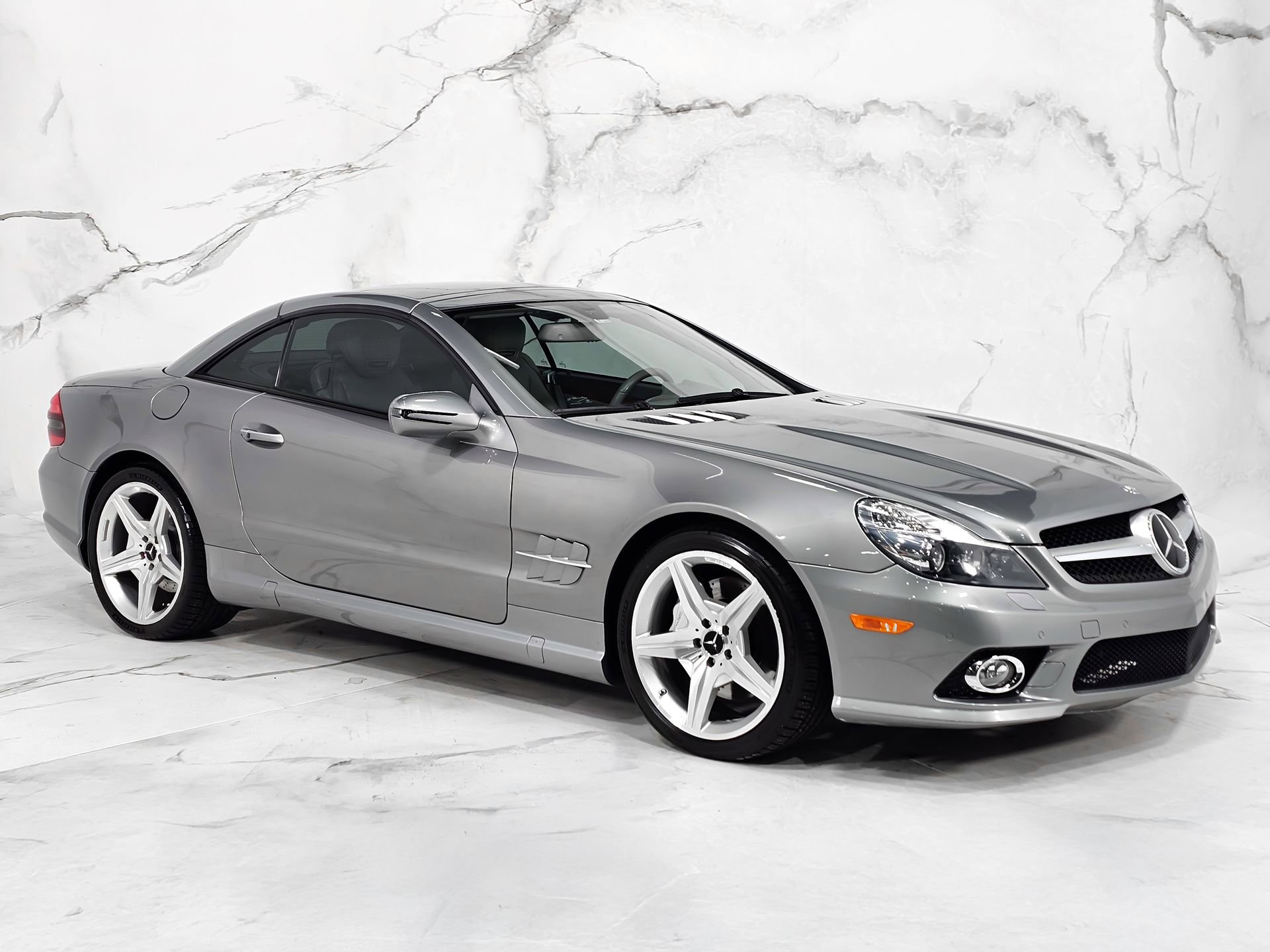 Used 2012 Mercedes-Benz SL 550 image 6
