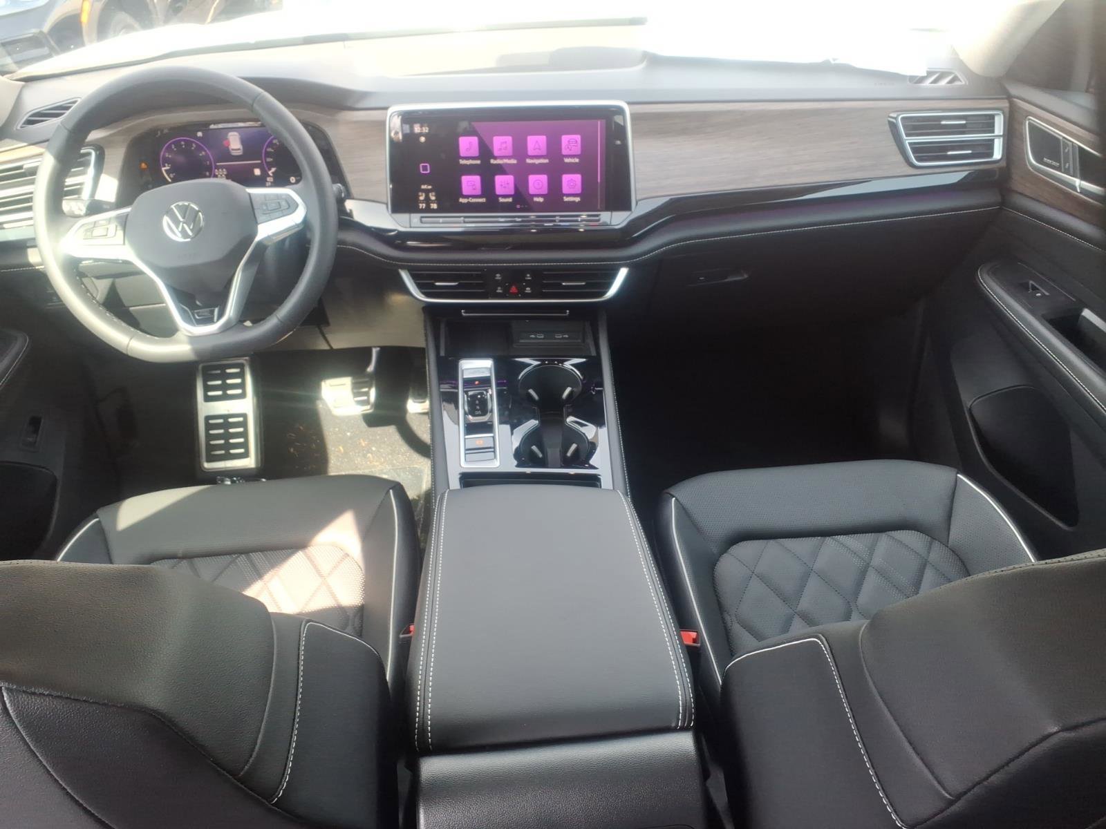 New 2026 Volkswagen Atlas SEL Premium R-Line image 10