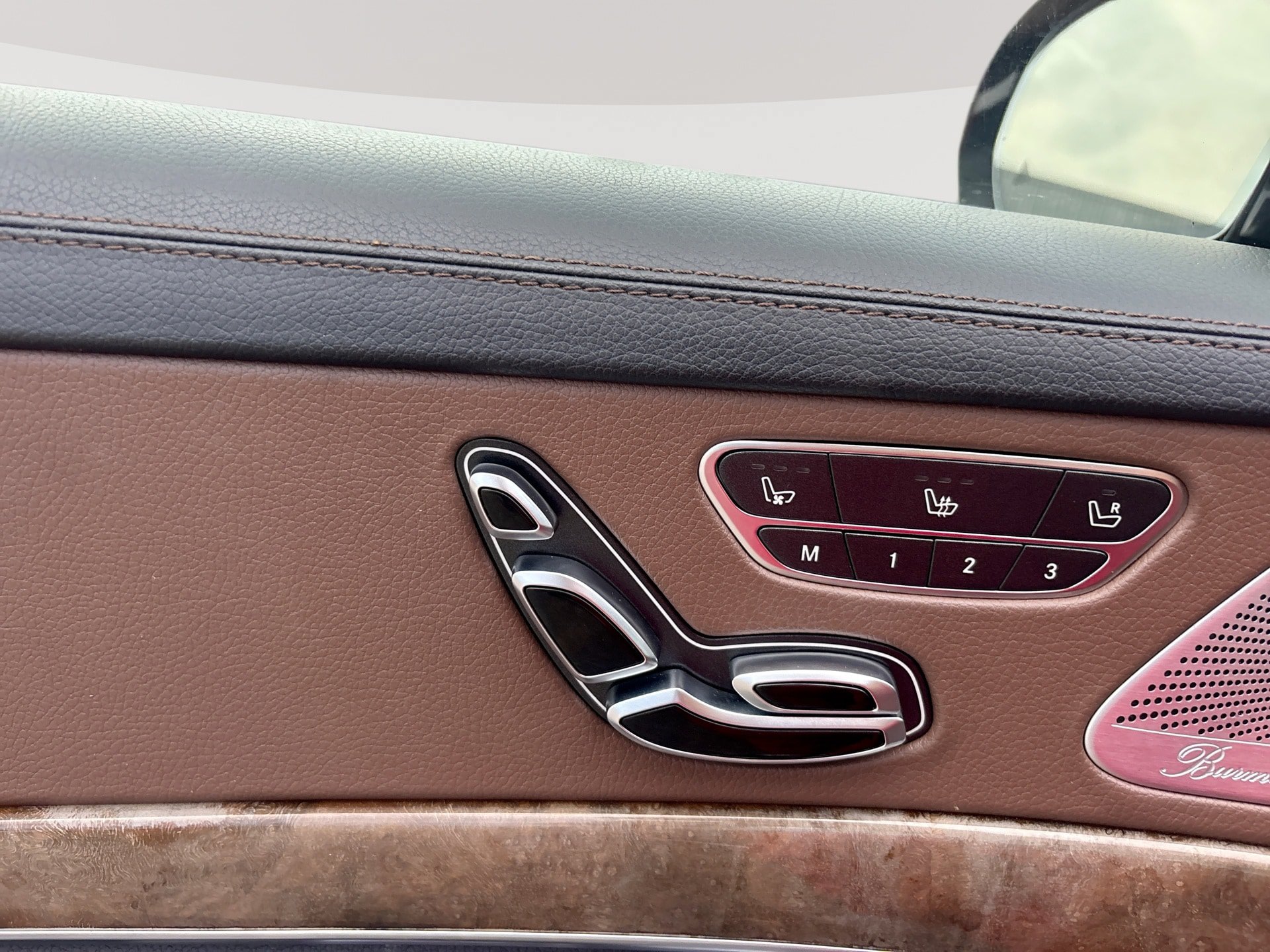 Used 2016 Mercedes-Benz S 550 Sedan image 14