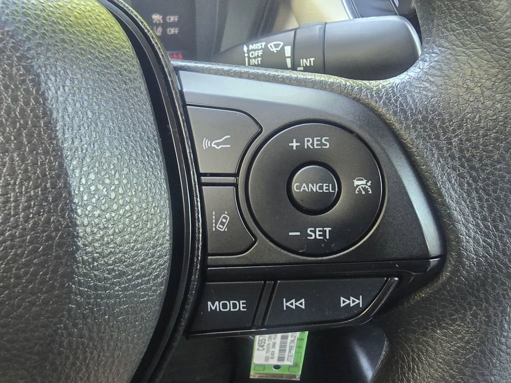 Certified 2022 Toyota Corolla LE FWD image 22