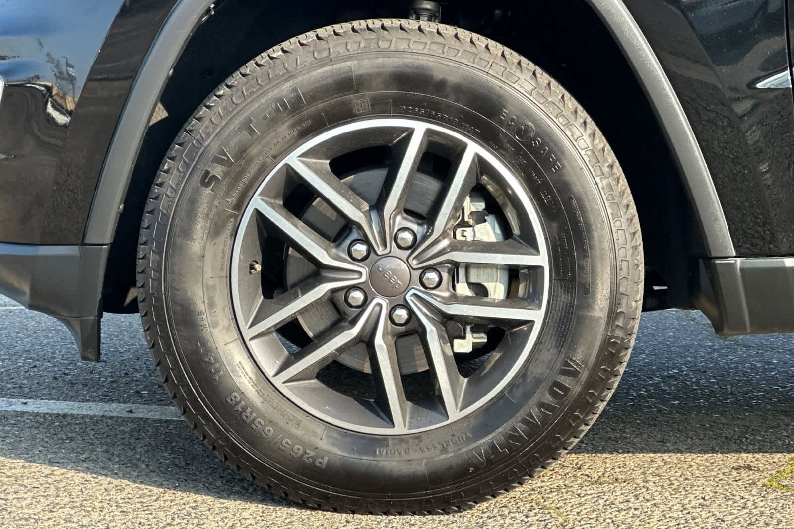 Used 2019 Jeep Grand Cherokee Limited w/ Luxury Group II image 26