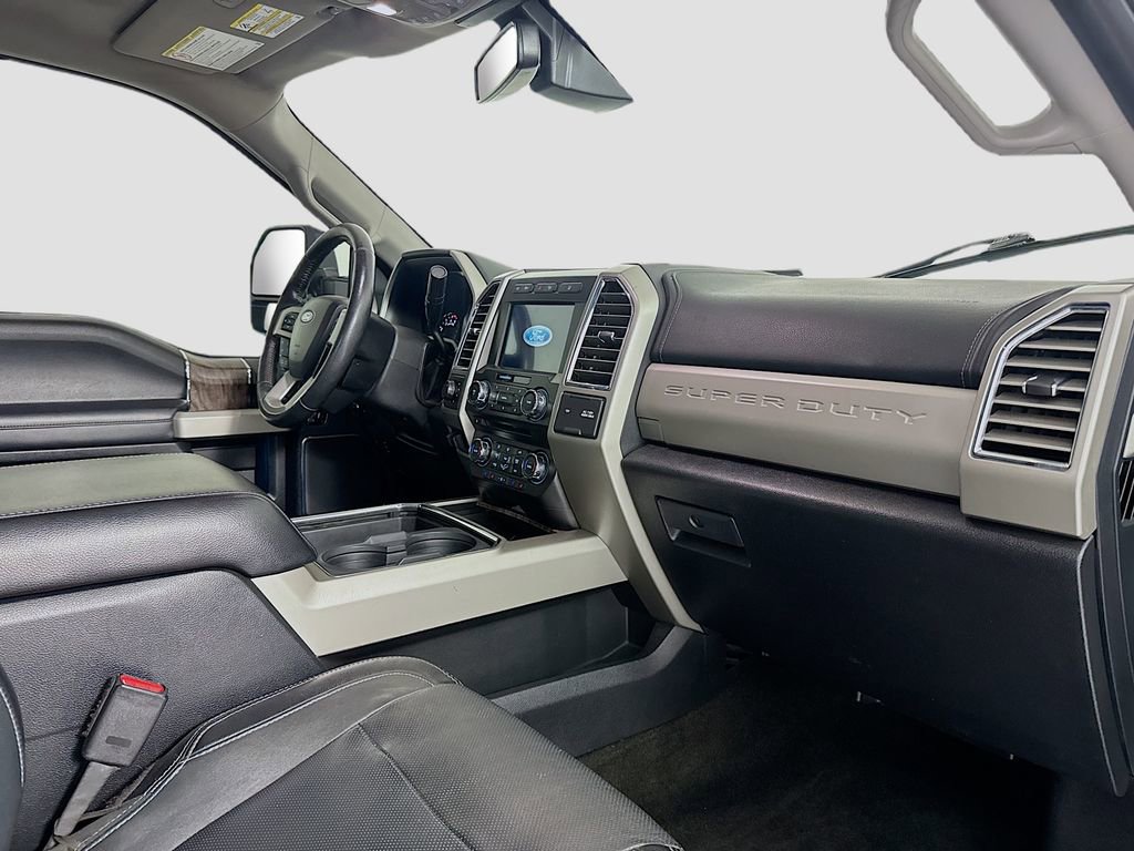 Used 2017 Ford F350 Lariat w/ Lariat Ultimate Package AWD/4WD image 28