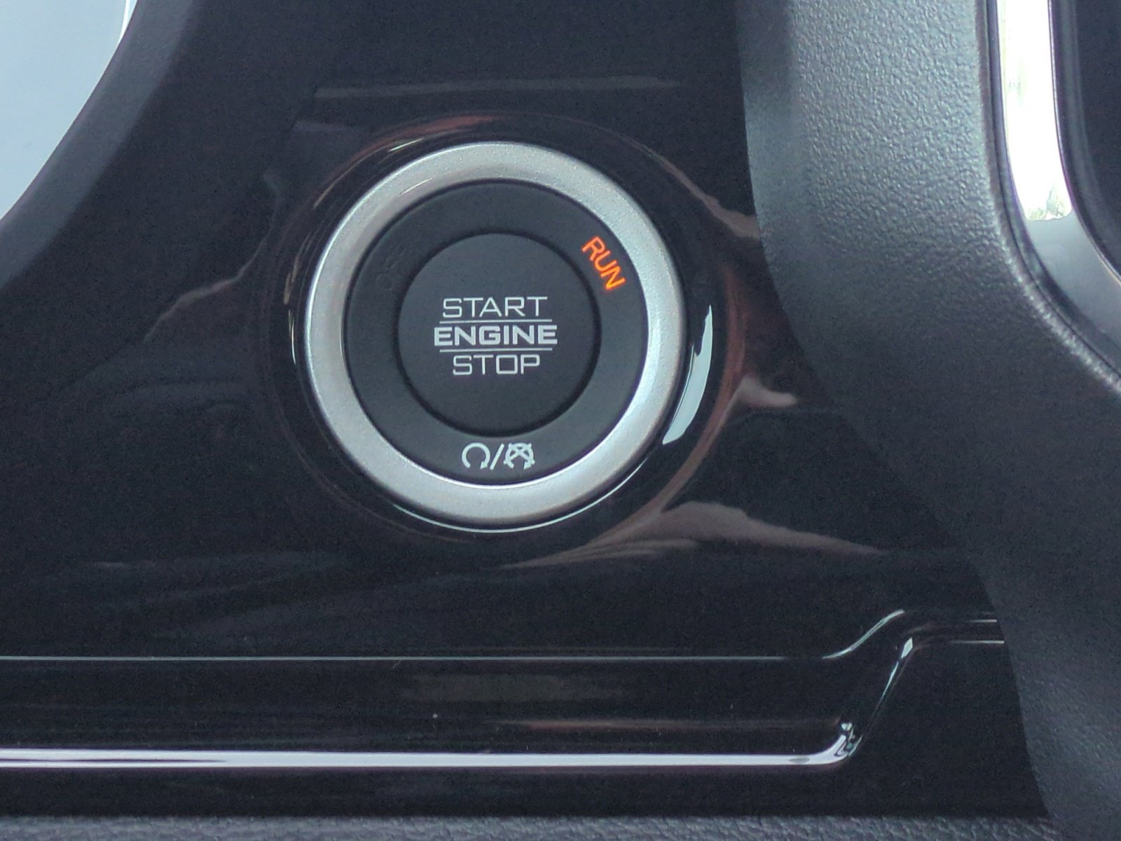 New 2026 RAM 1500 Laramie w/ Night Edition image 30