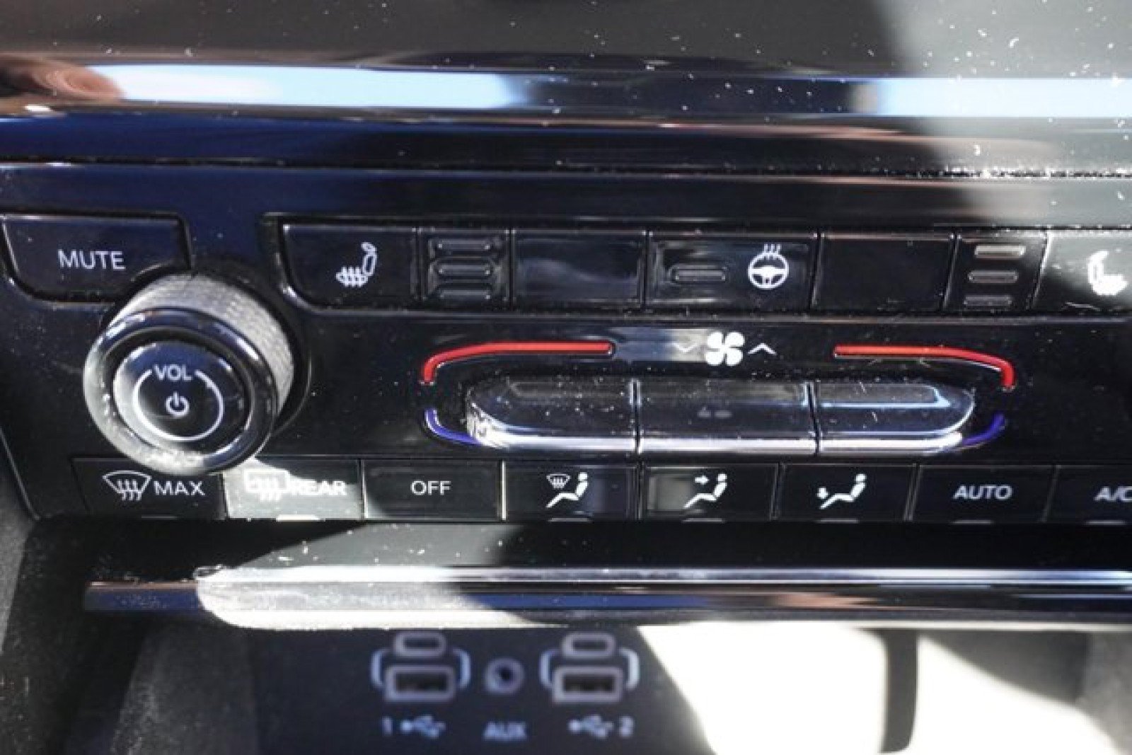 Used 2022 Jeep Grand Cherokee L Laredo w/ Luxury Tech Group I AWD/4WD image 33