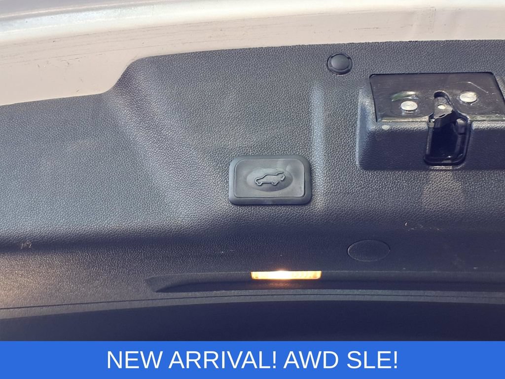 Used 2015 GMC Acadia SLE AWD/4WD image 24
