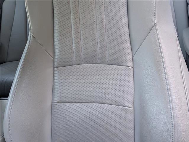 Used 2018 Honda Accord Touring image 9