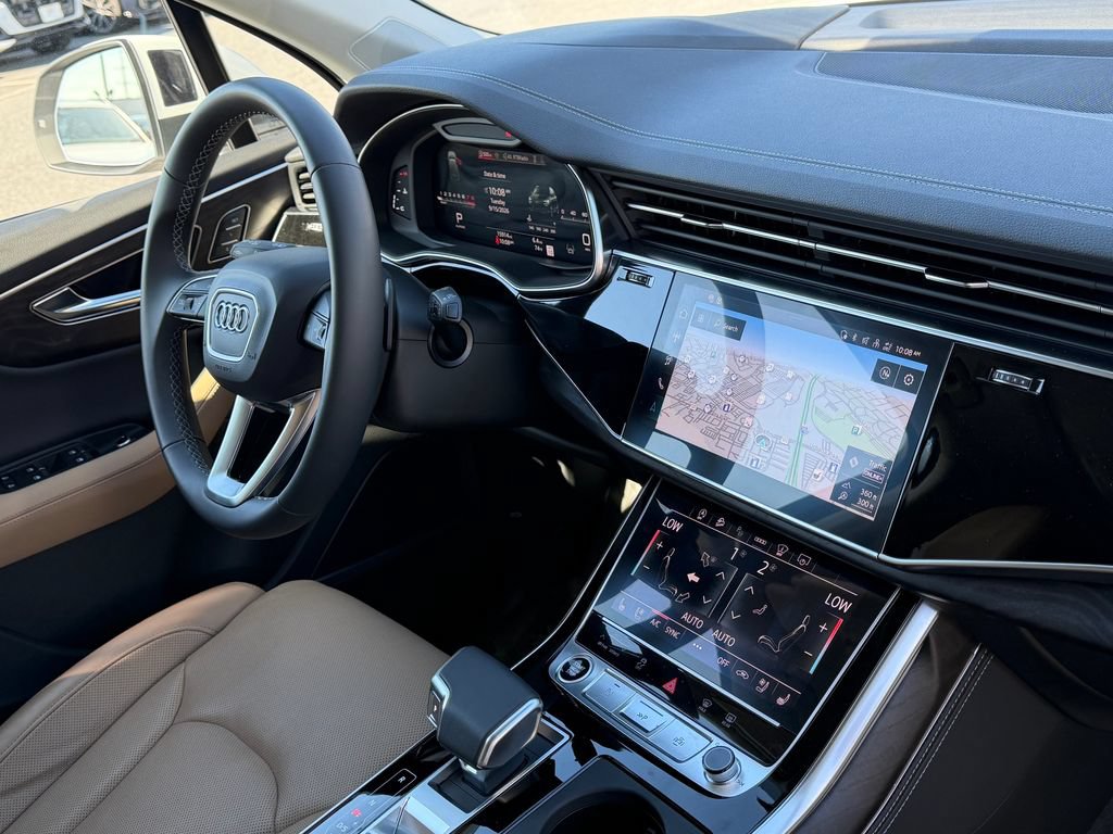 Certified 2025 Audi Q7 3.0T Prestige AWD/4WD image 14