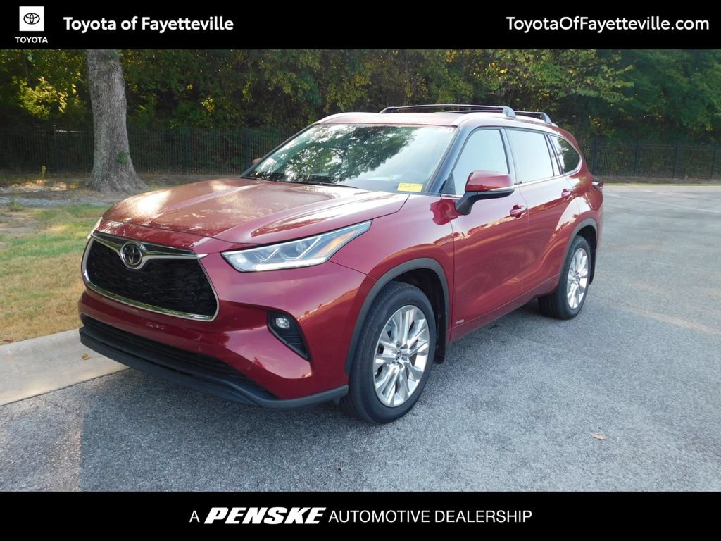 Used 2026 Toyota Highlander Limited AWD/4WD image 1